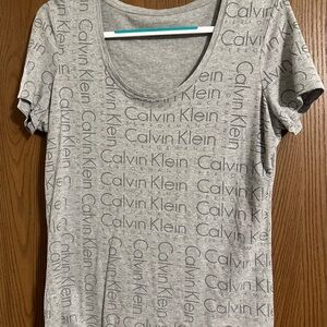 Calvin Klein T-shirt